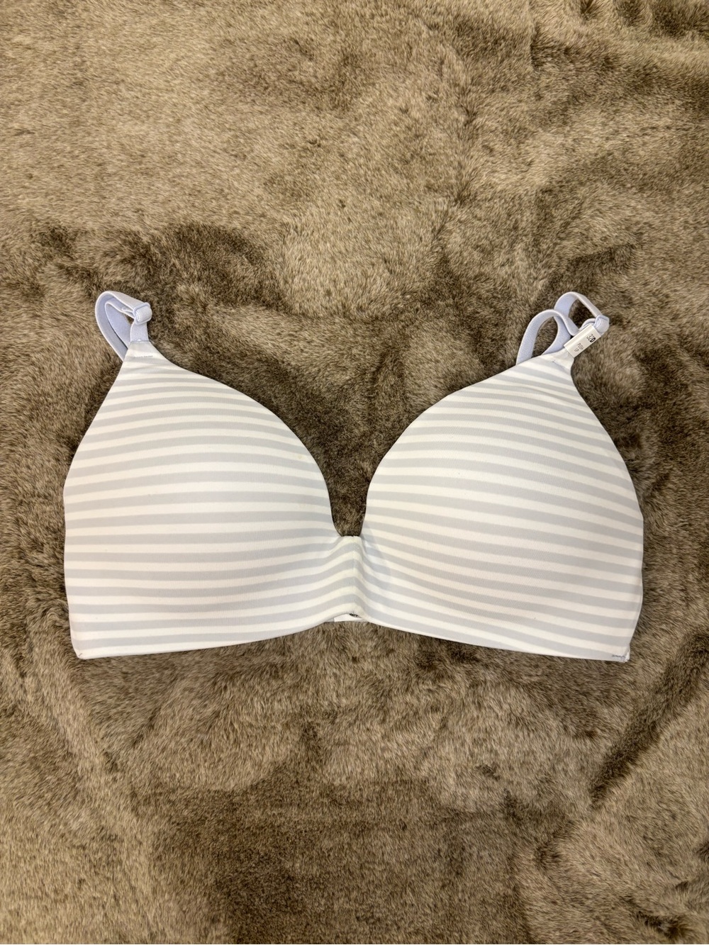 NWT PINK Victoria's Secret White/Gray striped Push-up Wire Free Bra - 32D